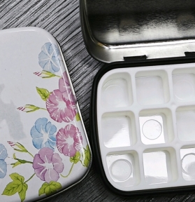 Hộp Thiếc 12 Ô Dùng Chiết Sơn,Gel