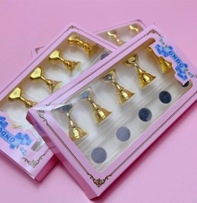 Hộp Đế Kê Móng Giả Học Nail