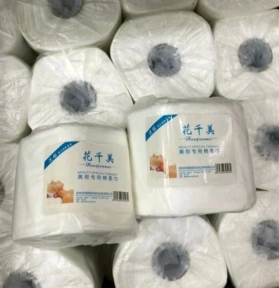 Khăn Giấy Cuộn Spa Tiệt Trùng , Cuộn To 220G .