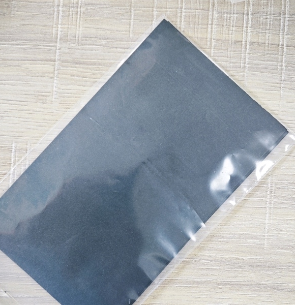 Giấy Đen Học Vẽ Hoa Cúc . Bịch 5 Tờ